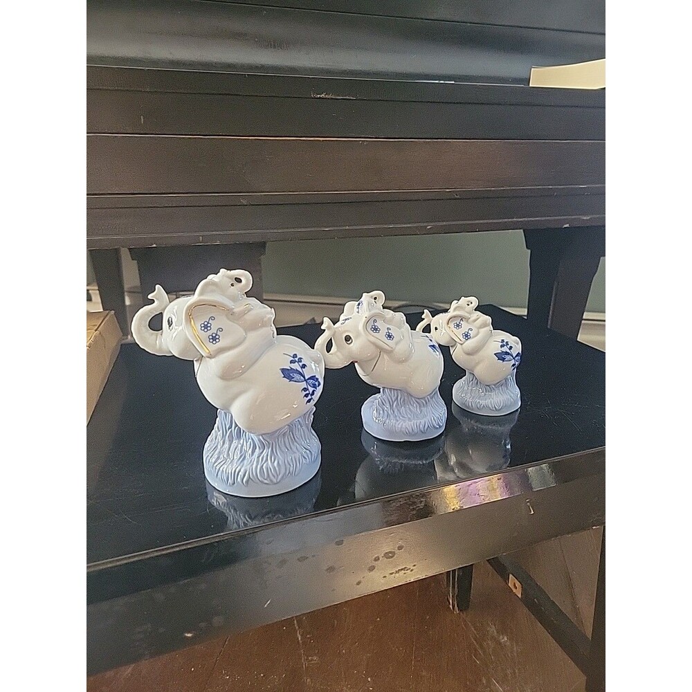 Set Of 3 Blue Floral Gold Trim Elephant Figurines Mama & Baby Vtg? Ceramic